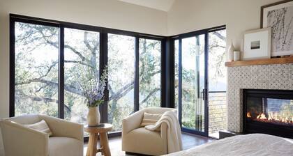 Stunning Estate - 4BD All Ensuite with gardens, pool