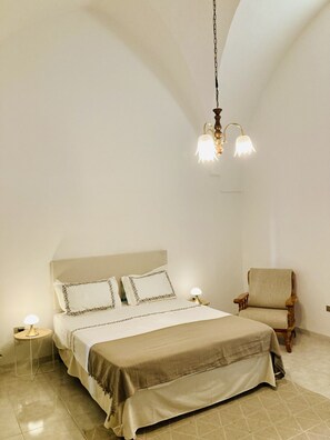 2 soverom, strykejern/-brett, wi-fi (inkludert) og sengetøy