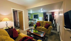 Family Apartment, Sea View | Free WiFi - Ocean Haze Hotel (Haverfordwest)