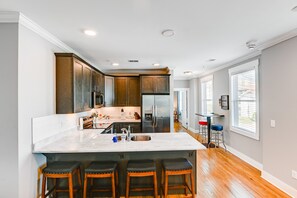 Fridge, microwave, oven, stovetop - Modern Nashville Condo: Walk to Local Breweries! (Nashville)