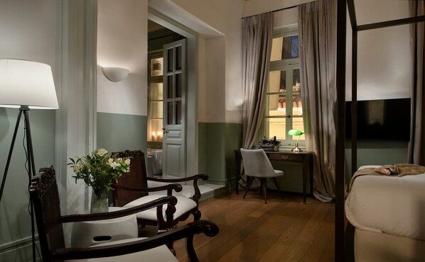 1 chambre, fer et planche Ă repasser, Wi-Fi gratuit, draps fournis