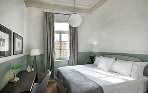 1 slaapkamer, een strijkplank/strijkijzer, gratis wifi, beddengoed