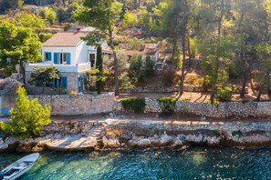 Exterior - Family summerhouse by the sea (Bobovišca na moru)