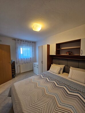 1 bedroom, free WiFi, bed sheets - Apartments Olga - one bedroom apartment A1 (Tribunj)