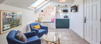 Hedgehope @ Arlington House Hotel: Boutique Self Check-In Ensuite Room in Wooler
