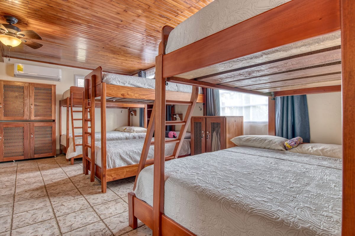 Classic Shared Dormitory | 1 bedroom, free WiFi, bed sheets