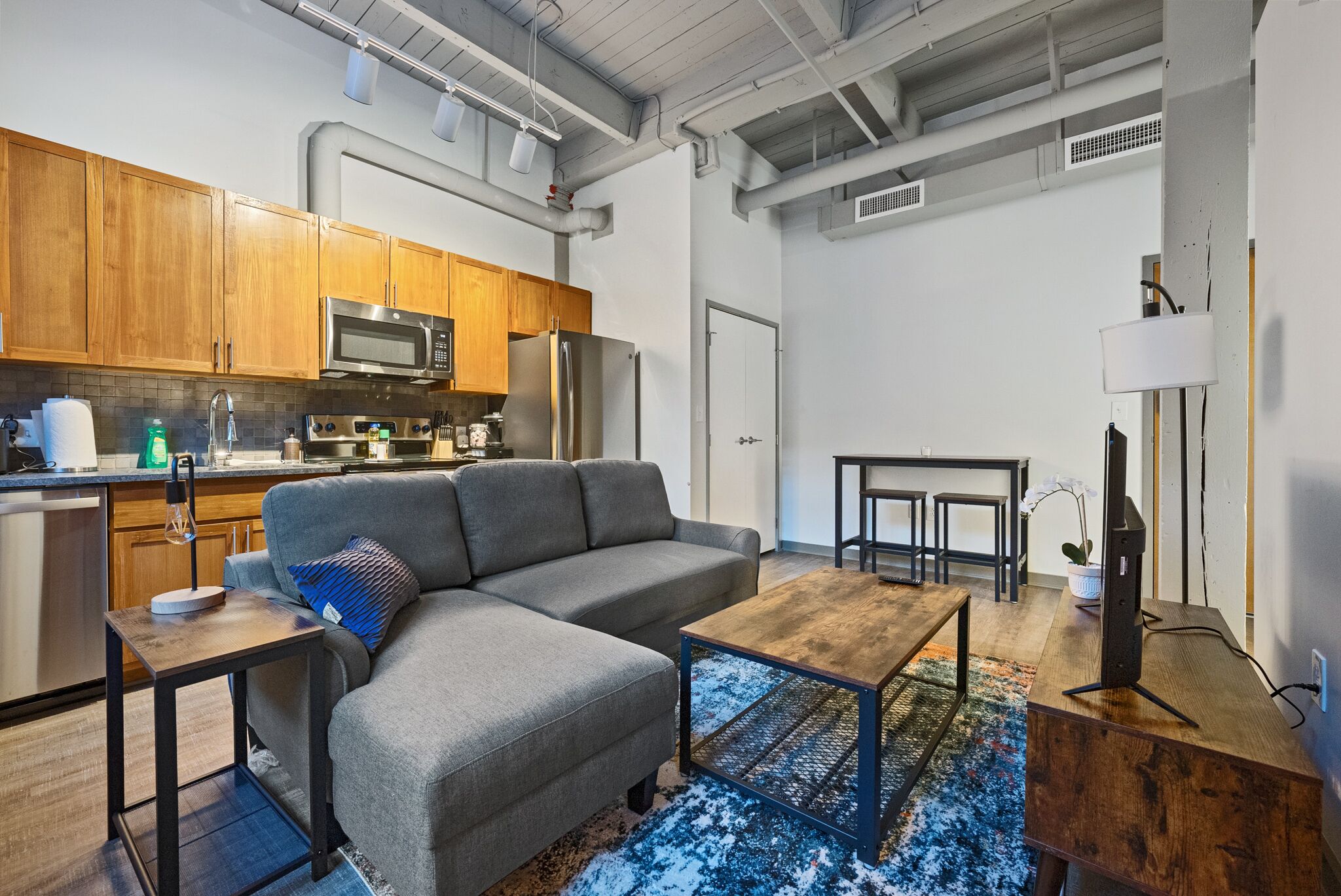 1BD Industrial Loft in Downtown Cleveland