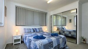 3 bedrooms, WiFi, bed sheets