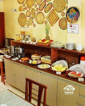 Desayuno buffet incluido todos los días 