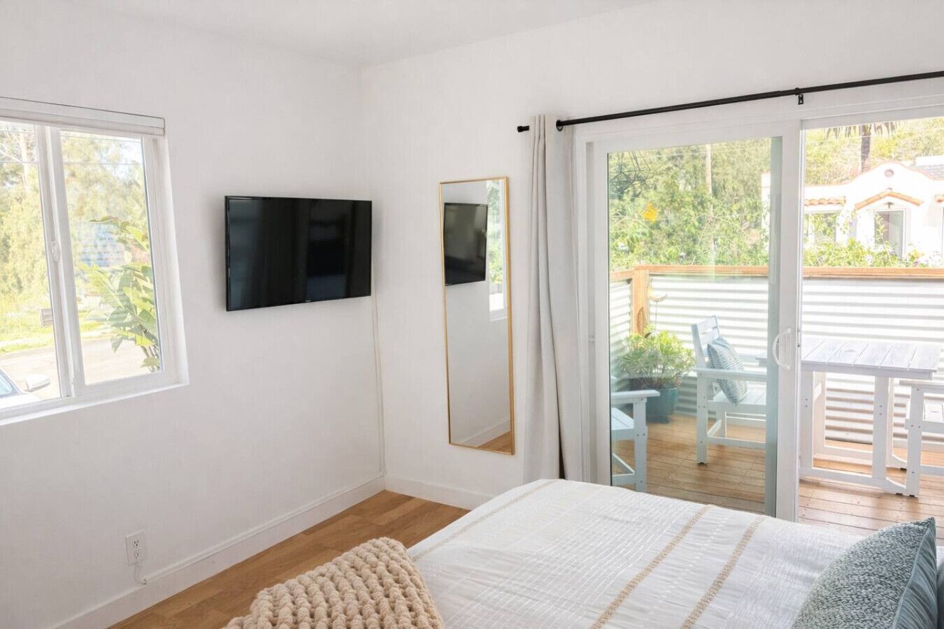 Desk, iron/ironing board, travel cot, free WiFi