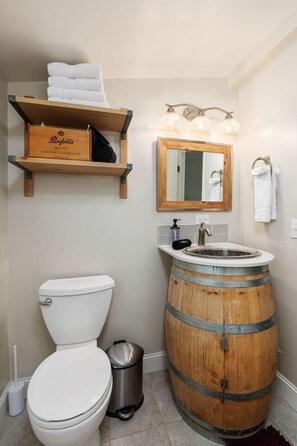 Hårtørrer, håndklæder