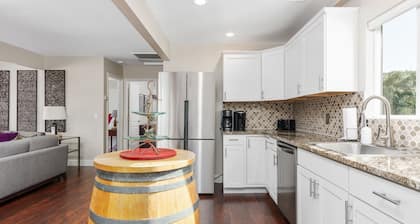 Wine Barrel (4/7 Hideaway Units)