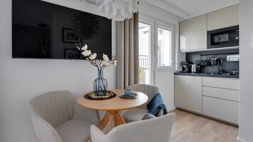 1 habitación, tabla de planchar con plancha y wifi gratis