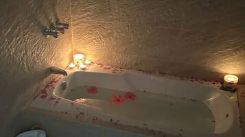 Comfort Room 3 | Bathroom