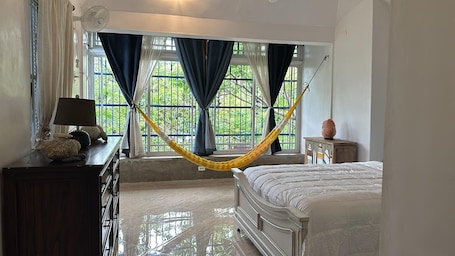 1 habitación y ropa de cama