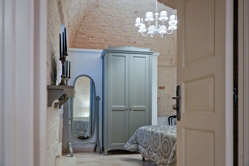 TrulliOcchiDiPietraHistoricalExperience