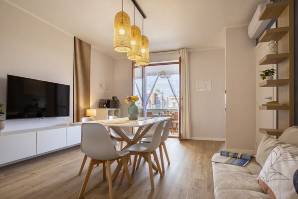 Living area - Mariposa House. Air conditioning, parking, wi-fi. (Alghero)