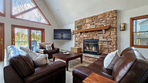 Smart TV, fireplace, video games, offices