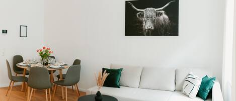 Smart-TV, bøker og printere