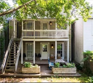 Exterior - The Hudson House (Hudson)