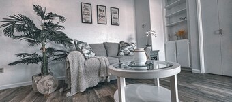  Beautiful 1 Bed 1 Bath Cozy Condo 