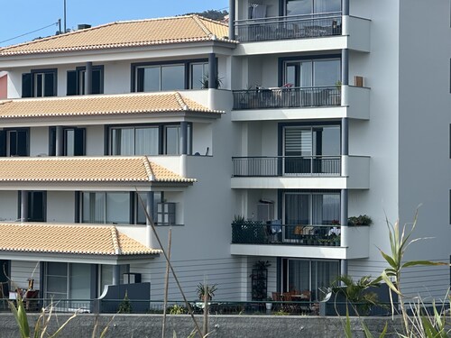 Nice and Modern Flat Near Airport