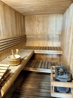 Sauna - Don't CROSS the street, our Unit is on the BEACH! 2br/2ba Condo (Biloxi)