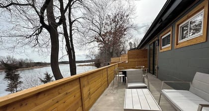 Nordic Harbor | Room 3 | Arctic Pine - Suite