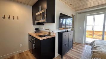 1 chambre, fer et planche Ă repasser, Wi-Fi, draps fournis