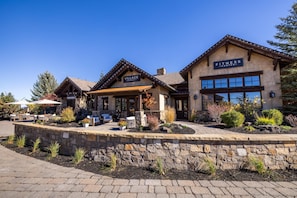 Exterior - Upscale 3 BR Townhouse @ Juniper Preserve Resort (Bend)