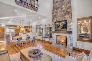 Unclassified image, 3 of 32, button - Upscale 4 BR Townhouse @ Juniper Preserve Resort (Bend)