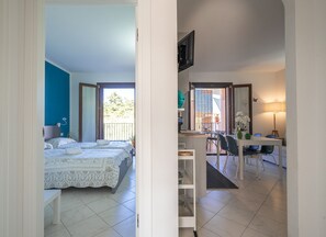 1 bedroom, iron/ironing board, free WiFi