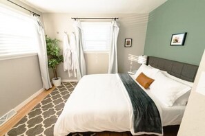 3 habitaciones, escritorio, cuna de viaje y wifi gratis