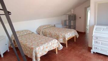 2 camere, ferro/asse da stiro, Wi-Fi gratuito, lenzuola