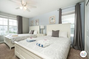 6 soveværelser, skrivebord, strygejern/strygebræt, weekendseng