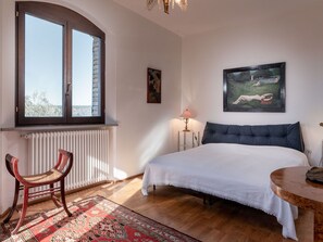 5 室のベッドルーム、旅行用ベビーベッド、WiFi (無料)