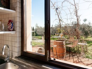Interior - Wonderful private villa with private pool, WIFI, A/C, TV, patio, pets allowed and panoramic view (Massa Marittima)
