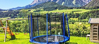 Nice apartment for 8 people with hot tub, WIFI, TV, patio and parking