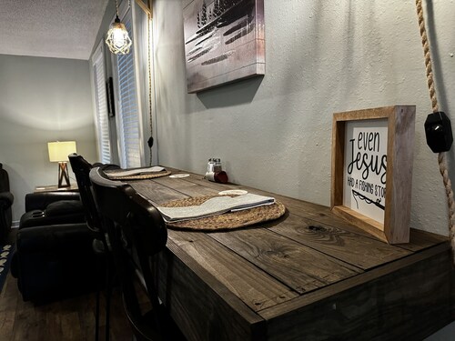 Lake Dardanelle Fishing Stay – Boat Parking & Power Next to Arkansas Nuclear One