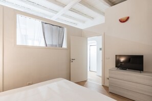 1 室のベッドルーム、アイロン / アイロン台、WiFi、ベッドシーツ