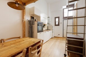Dining - GuestHost - Apartment on 2 levels Milan-Crocetta M3! (Milano)