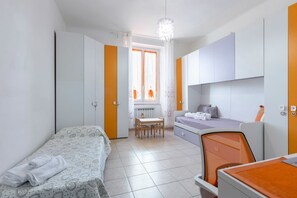 2 bedrooms, WiFi, bed sheets