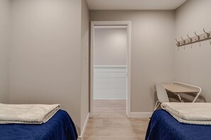 2 Schlafzimmer, Bügeleisen/Bügelbrett, Reisekinderbett, WLAN