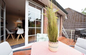 Unclassified image, 5 of 40, button - Cozy heath idyll in the countryside (Schneverdingen)