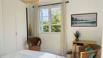 4 chambres, fer et planche Ă repasser, accĂšs Internet