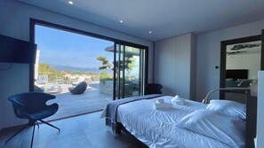 5 bedrooms, iron/ironing board, travel crib, WiFi - Villa A Pinetta Villata (sainte lucie de porto vecchio)