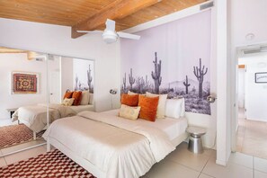 4 quartos, ferros/tábuas de passar roupa, berço de viagem