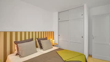 1 bedroom, free WiFi, bed sheets