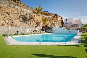 Pool - Holiday Apartment 'Sally’s Nest' (Puerto Rico)