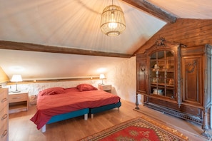 6 camere, ferro/asse da stiro, Wi-Fi gratuito, lenzuola